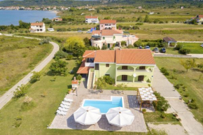 2 bedrooms appartement at Ljubac 300 m away from the beach with sea view shared pool and furnished garden